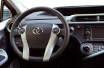 Toyota Prius C 2012 года